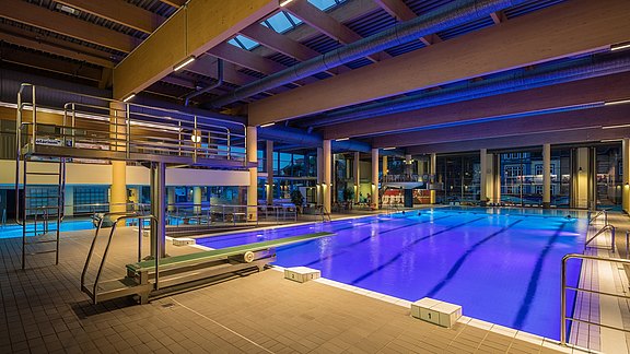 Therme-innen_.jpg