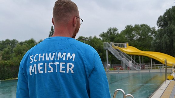 Schwimmmeister_web.jpg