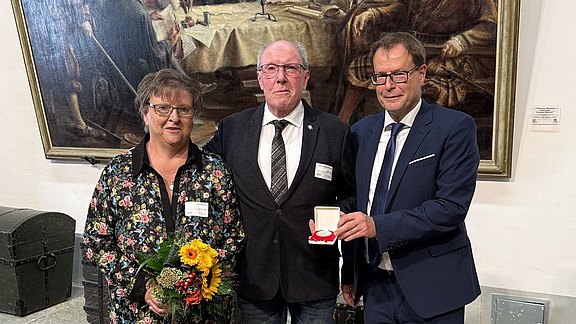 2026_09_21_Ehrenmedaille_an_Hans-Martin_Menge_web.jpg