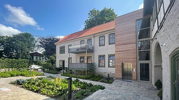 02_Holzstr._12_Hofansicht__nachher.JPG