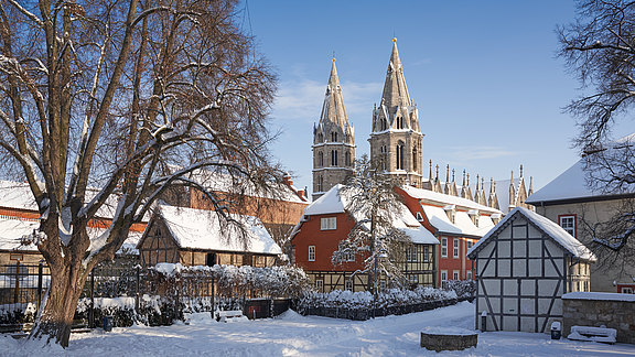 winterlicher Kristanplatz mit Blick auf Divi Blasii winterlicher Kristanplatz mit Blick auf Divi Blasii